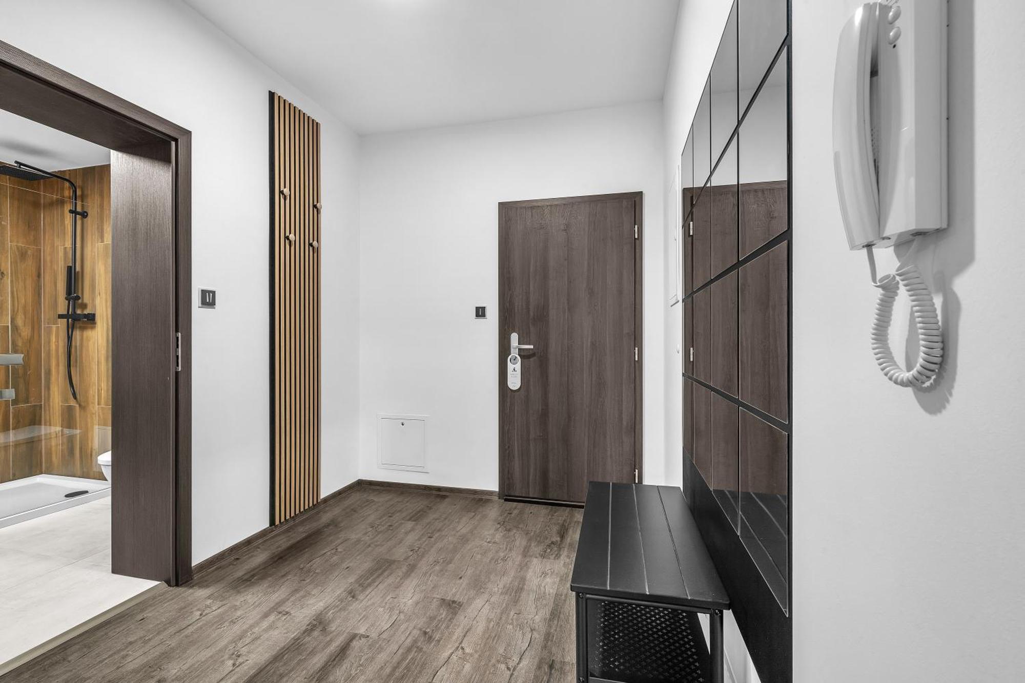 Hotel U Krale Jiriho Stráž pod Ralskem Exterior foto